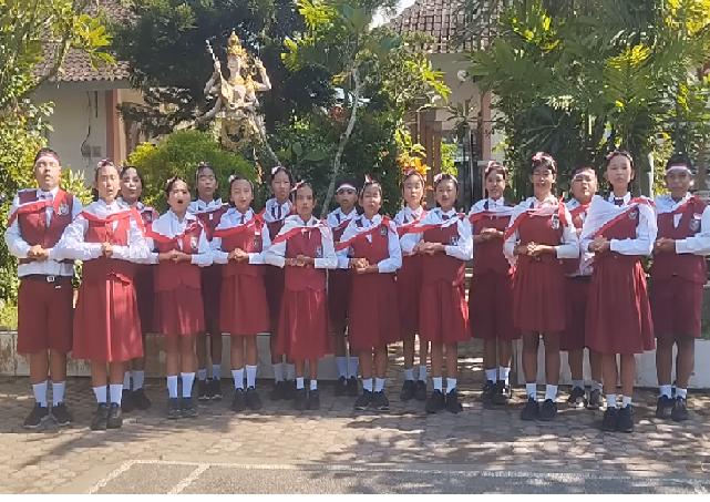 <center>Lomba Mars Badan Narkotika Nasional Kab. Klungkung</center> video